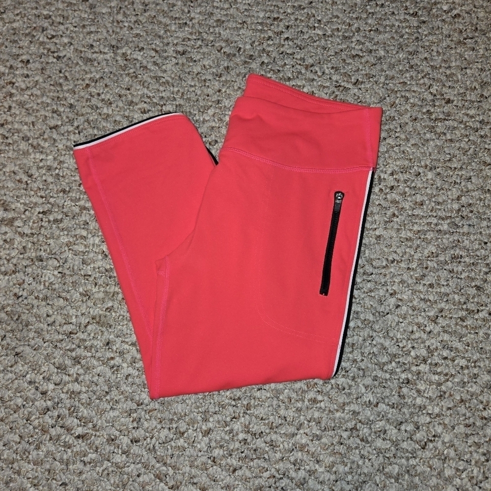 Fabletics Capris Leggings Women's Size Medium
